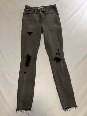 Good American Good Waist Distressed Skinny Jeans, Gray, Size 2/26